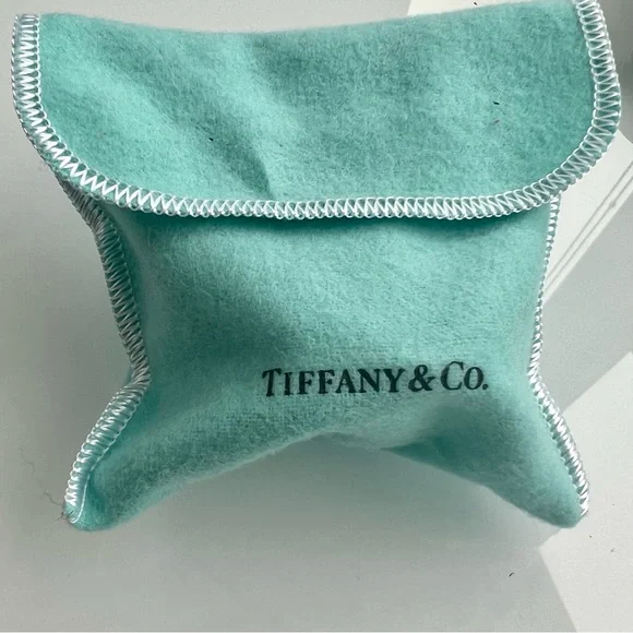 SOLD ON eBAY! Tiffany & Co 1978 Bone Cuff Bracelet Elsa Peretti Vintage Silver - Picture 7 of 11